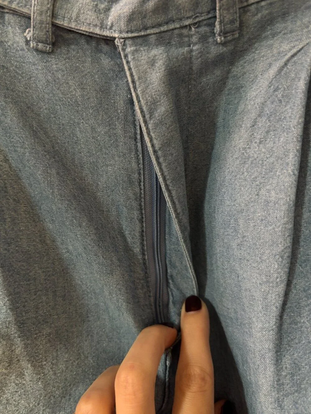 GAP • Vintage • high waisted pleated chambray shorts - Picture 11 of 12